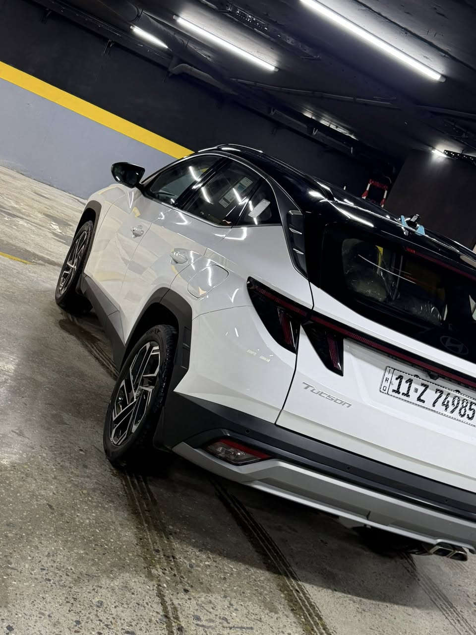 توسان للبيع موديل 2025 تو كلر ماشيه 5 الالف  مكفوله كفاله عامه رقم بغداد ومعروف مواصفات تو كلر  السعر 235 ورقه وبيعا مجال بسيط 
عنواني بغداد 
***********
