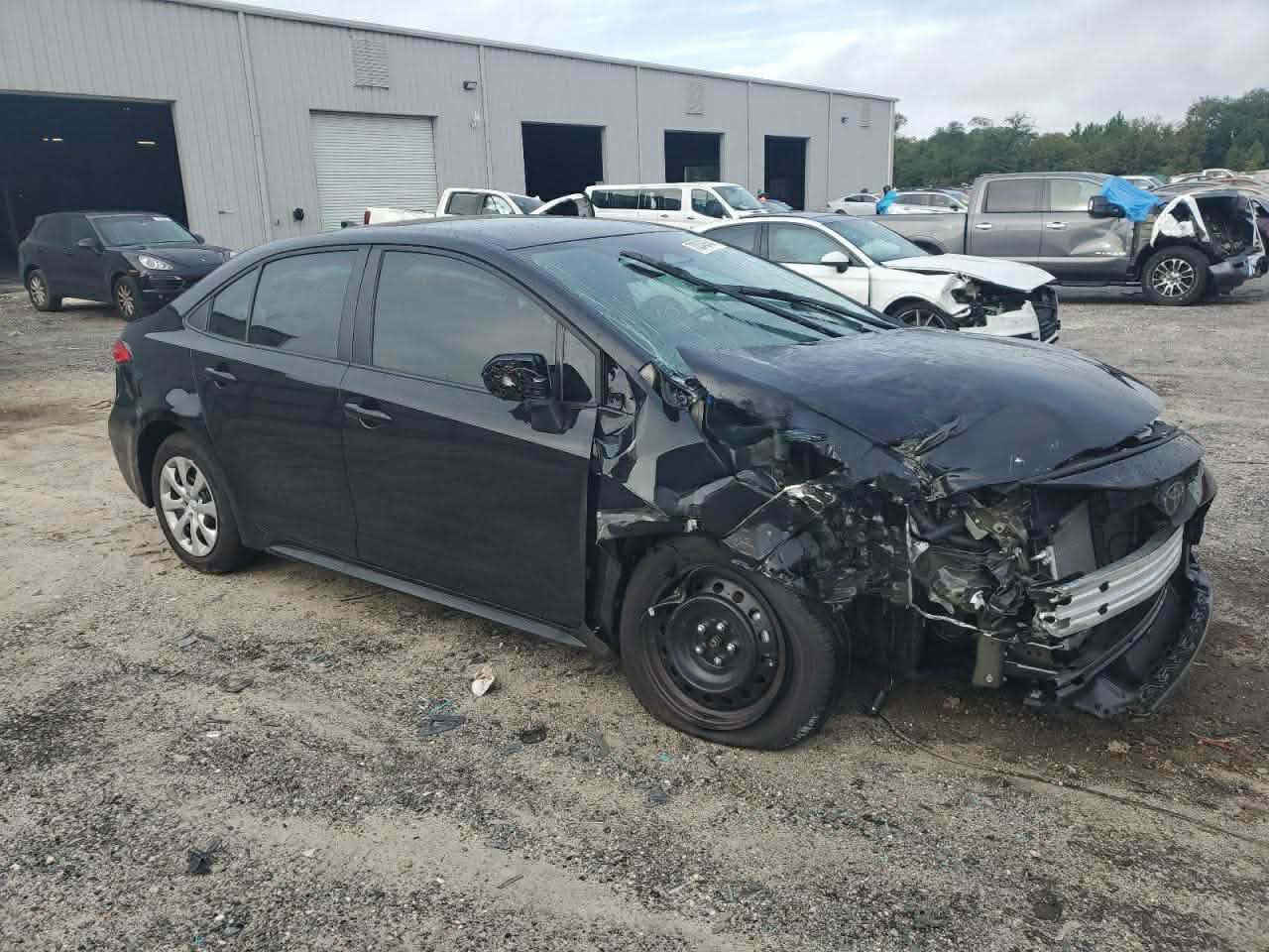 كورلا 2024 جديده جدا ماشيه 8 الاف فقط رقم بغداد le حادث جاملغ وبنيد ايرباك ستيرن السعر 150 اتصال *********** مكان بغداد الامين
