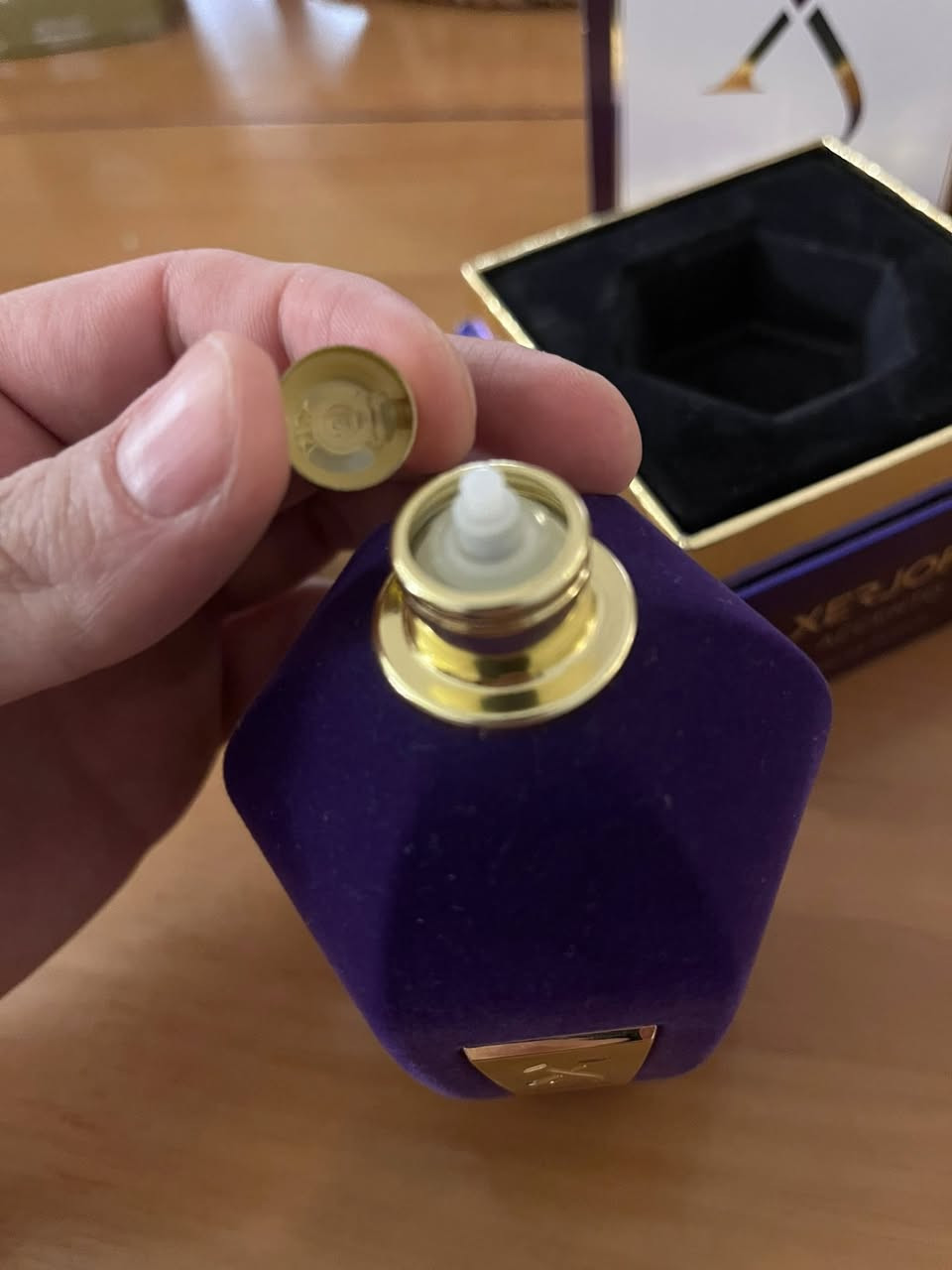 السلام عليككم اخواني واخواتي اسعدالله اوقاتكم مجموعة عطور للبيع
Kenzo 40$
issey miyake 45$ 
Xerjof torino  40$ تقسيمة ٢٥مل 
Xerjof Accento - 130 $ 
bdk  Impadia -150$


**إذا كنت صاحب هذا الإعلان وتريد حذفه لأي سبب، رجاءا أرسل رسالة إلى الدعم الفني**