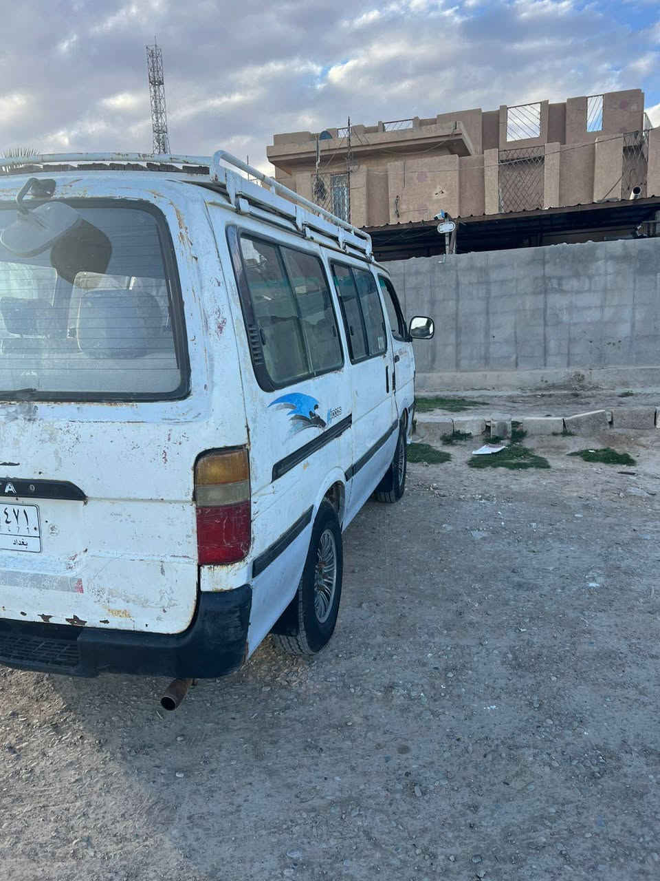 بوز موديل 95 كير ومكينه بطه نضيفات رقم بغداد شرط التحويل السعر 22 انتصل ***********👋بيهه نقوصات خفيفه
