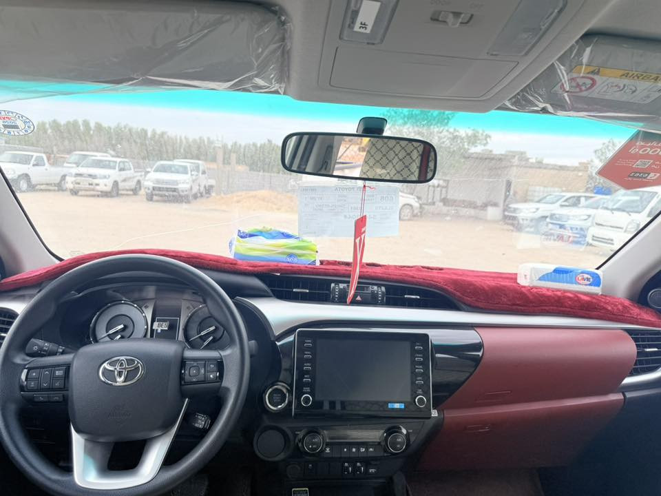 هايلوكس 2025 اوتوماتيك رقم اربيل ماشية 14 الف سيارة مكفولة بعدة بضمان الشركة السعر 295 ورقه مكاني البصرة سفوان *********** 
***********
