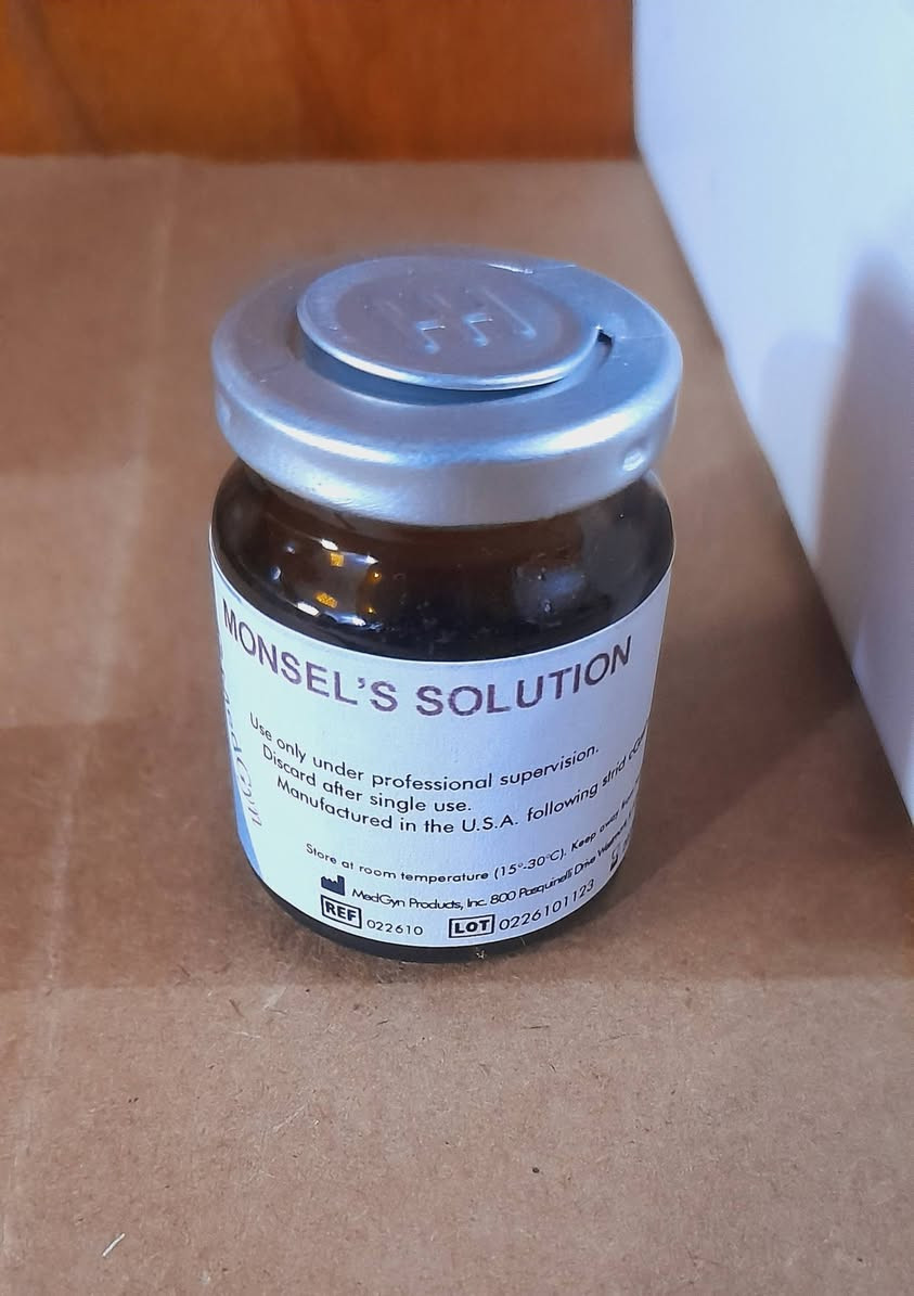 Monsel  solution 💖🩺مؤقف للنزيف الداخلي
🇺🇸 من شركة مدكاين الأمريكية
لأن راحة المريضة وسلامة الإجراء أهم شي ✨
مصل لويش يوفّر حل فوري وآمن للنزيف البسيط بعد الإجراءات السطحية.
🌸 يستخدم : ✔ يوقف النزيف بسرعة عالية

💎 جودة أمريكية – نتيجة موثوقة
💧 كمية قليلة تعطي مفعول واضح
🏥 أساسي بكل عيادة تهتم بأدق التفاصيل
📦 متوفر الآن. للطلب جمله ومفرد 
📩 للتواصل والطلب راسلونا خاص او الاتصال عبر واتساب ***********
🚗 متوفر توصيل للكافه محافظات العراق. 
#مصل_لويش
#عيادة_نسائية
#مدكاين_الأمريكي
#عناية_طبية
#جودة_أمريكية
