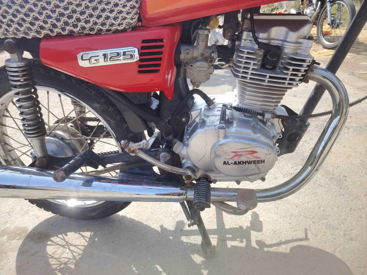 سلام عليكم  دارجه ناعمه محرك رايبيدو ب500ابيه مجال  مكان العماره المجر الكبير معمل وراق هاذ ارقمي ابي وتساب ***********
