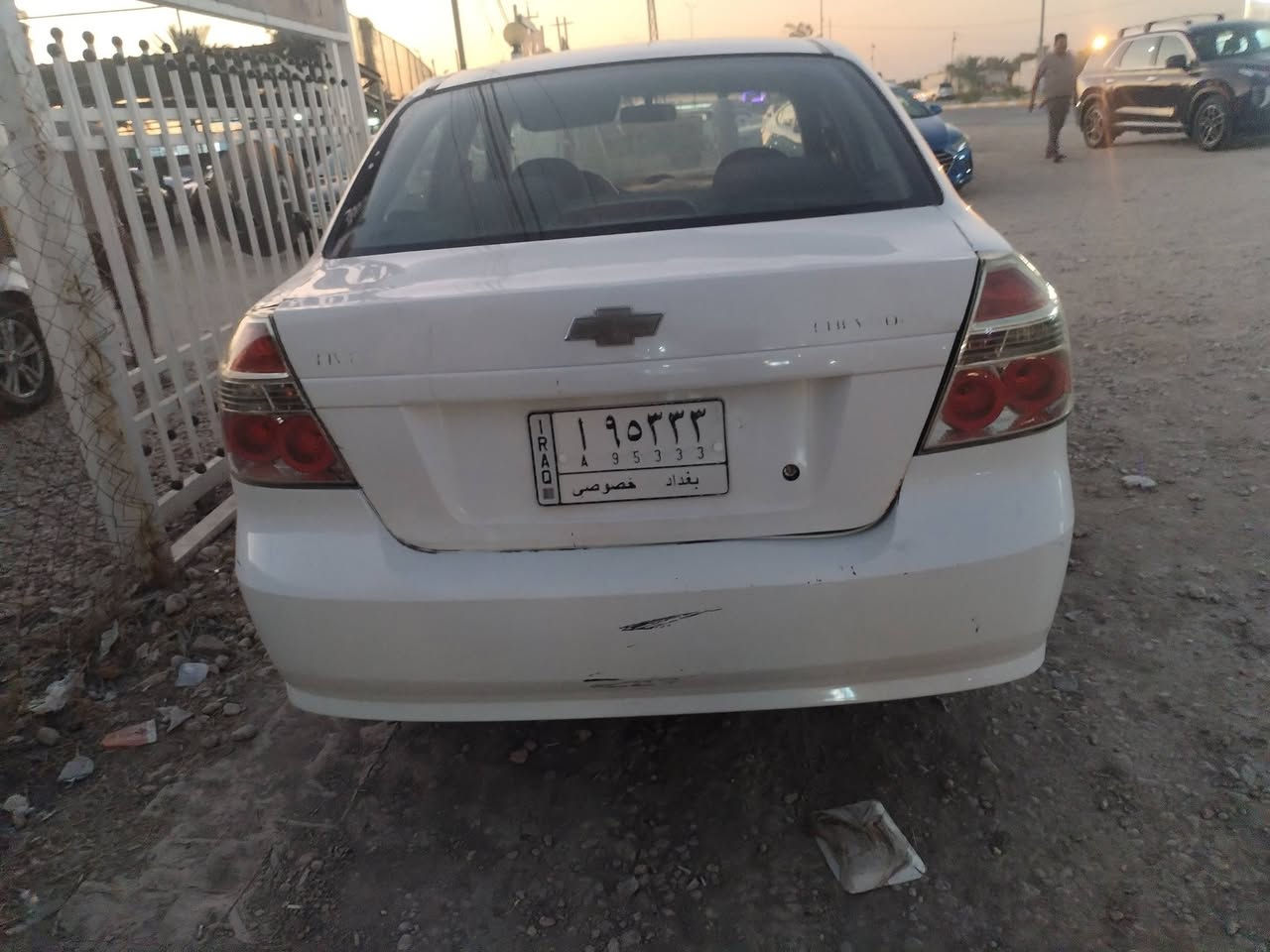 من رخصه الادمن 
افيو 2007 كير عادي 
محرك مسكر 1600 
تبريد شغال 
محرك كير بحاله جيده صبغ جامغلين اماميه وشويه من البنيد جاملغ خلفي  مبين بصور مكان بابل 
*********** 
السعر 39 مجال قليل
