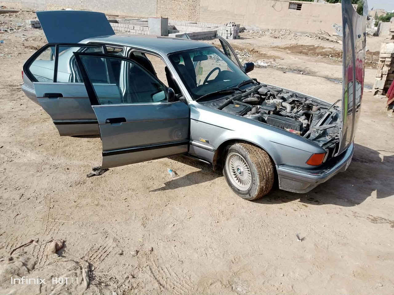 بي ام 735 موديل 92
رقم،بغداد محرك گير تبريد تخم
تايرات كله جديد / مكان بغداد
نهروان سعر 57 وبيه مجال
***********
