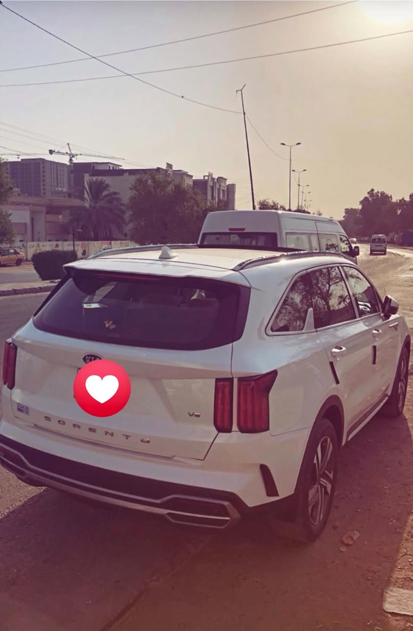 سلام عليكم كيا سورنتو 2021للبيع فقط بدون مرواس ماشيه 22 الف كيلو متر كفاله عامه فول مواصفات بدون نقص سياره حلوه ومال بيت شتريتها زيرو ع أيدي دهن من الدوليه سعرها 270 وبيها مجال شي قليل تشوفها غاليه اعبر المنشور مكاني بغداد المنصور 14 رمضان رقمي ***********
