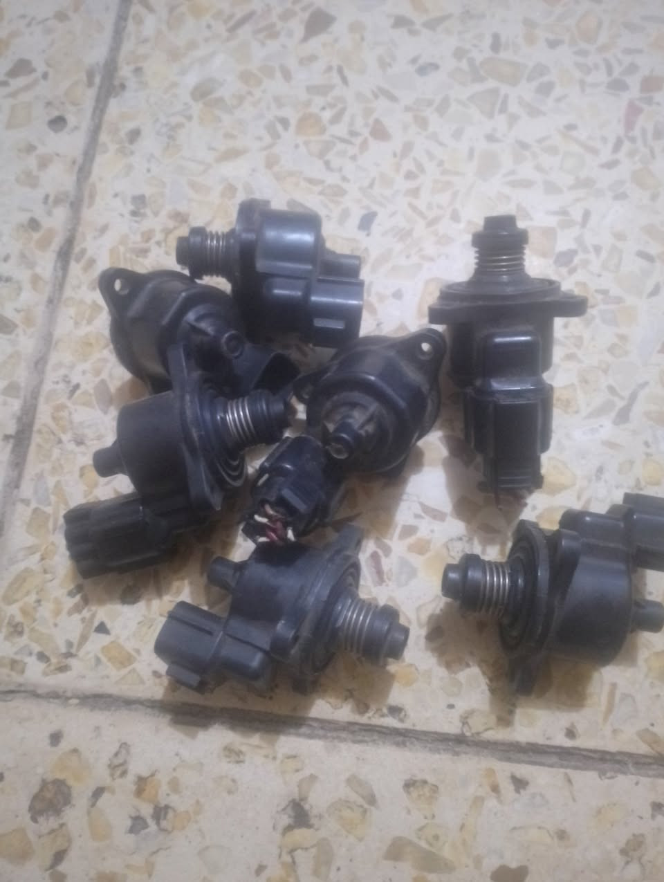 ايسيات باجيرؤ حاويه لبيع 
عل شغل وفحص
***********
