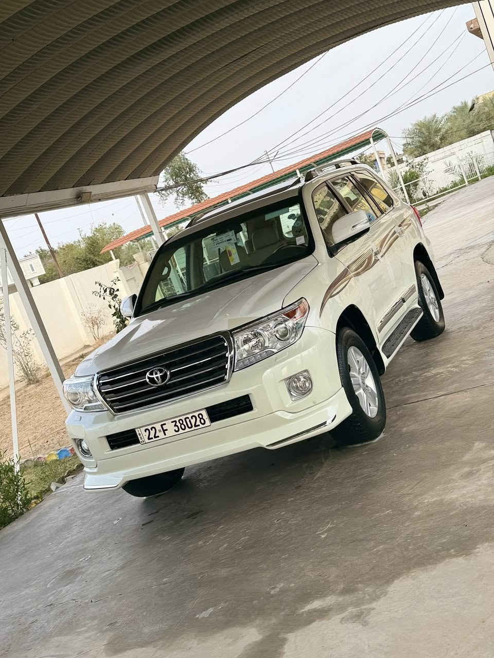 السلام عليكم 
لاندكروز 2013 مكينه V8 .4700
سياره جديده مكينه وكير كفاله 
بسمي 
فول بريم اصلي 
سعرها مناسب اتصل وبل خدمه 
***********
راسلني واتساب ادزلك سونار
