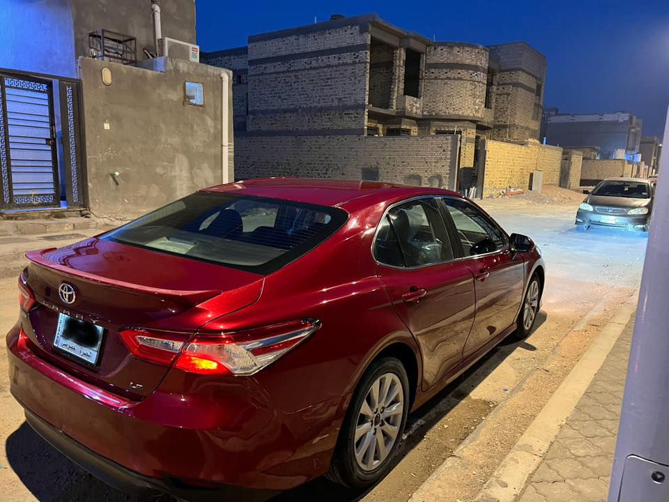 تويوتا كامري موديل 2018 le حادثها بس بنيد السعر ١٦٨ 
الاستفسار ***********
