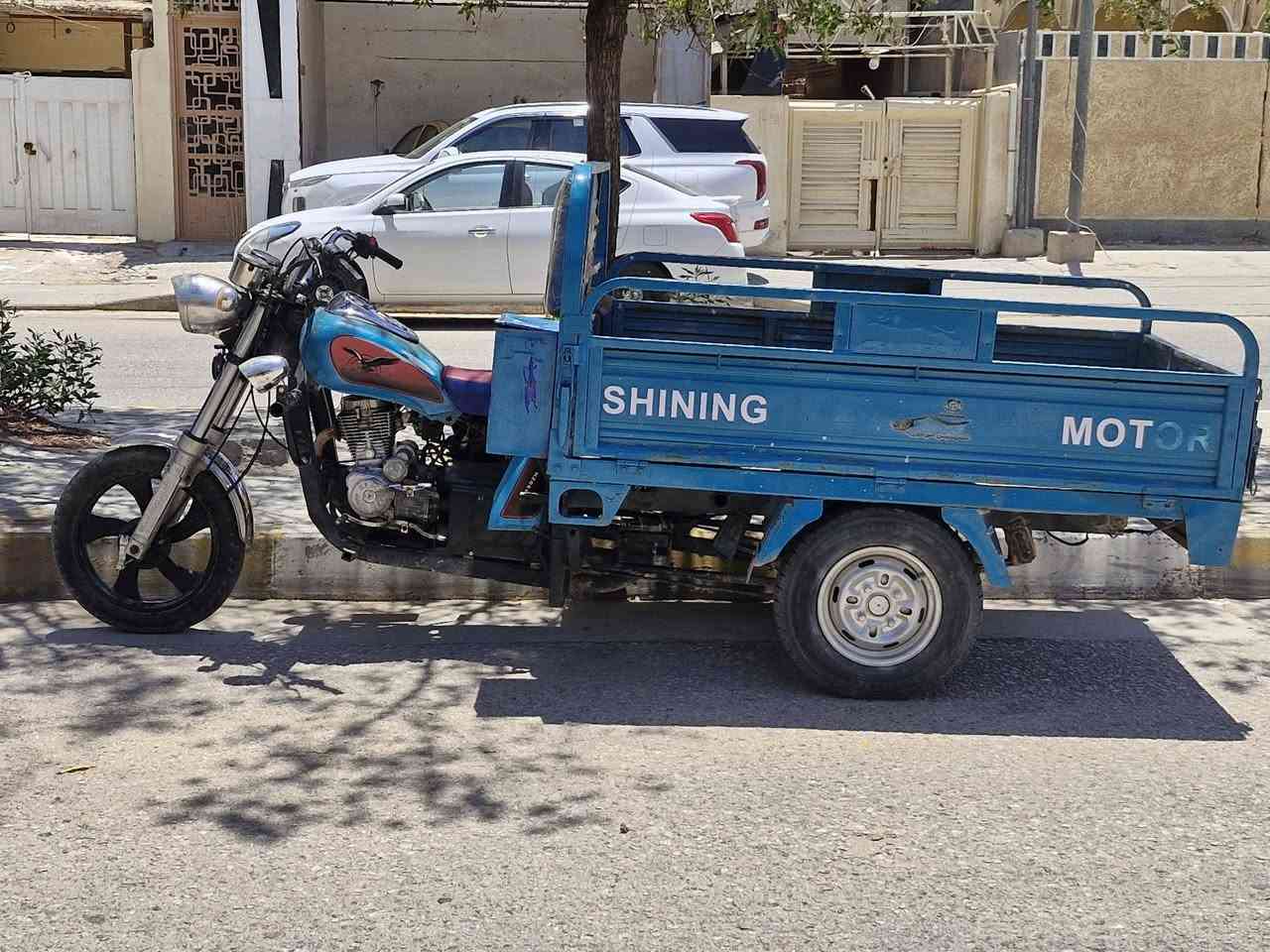 يالله ستوته موديل ١٩ كلها اصوليه كلشي بيها شغال مكاني كربلاء
السعر ١٧٥٠ 
***********
***********
