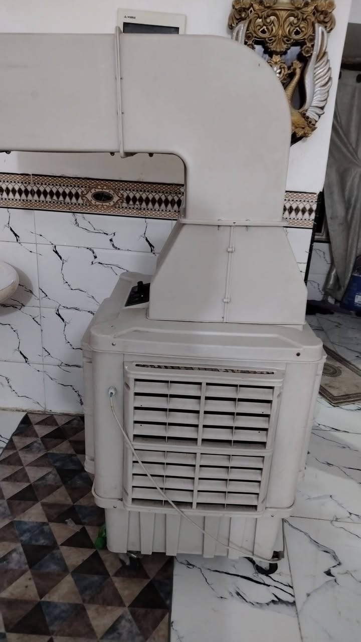 مبردة كونفيرس حجم ٤٠ عل فحص خير من الله كلهة شغالة السعر٢٢٥ ***********
