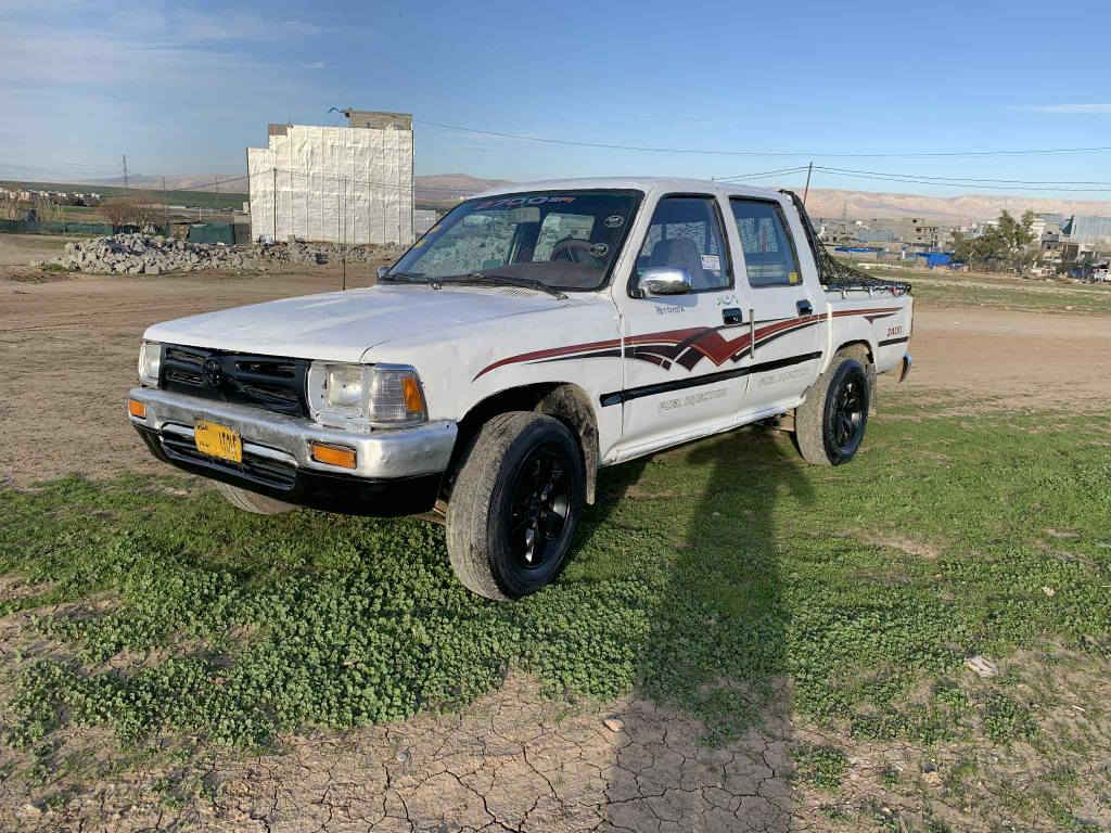 سلاو خواتان لى بيت تويته بؤخرؤشتن زؤر جوانه مالى كاسبيه هيجى نيه واتا بى سه رتايه.
موس وبراوه به شه رته ره قه م شانسى به 
شه رت موديل 1992مالى مه ده نى به شه رت سعرى 16گه لا
مه جالى برايانه  ده بؤى تايه ديس تازه يه پاترى تازه يه شمشمل, السليمانية


**إذا كنت صاحب هذا الإعلان وتريد حذفه لأي سبب، رجاءا أرسل رسالة إلى الدعم الفني**