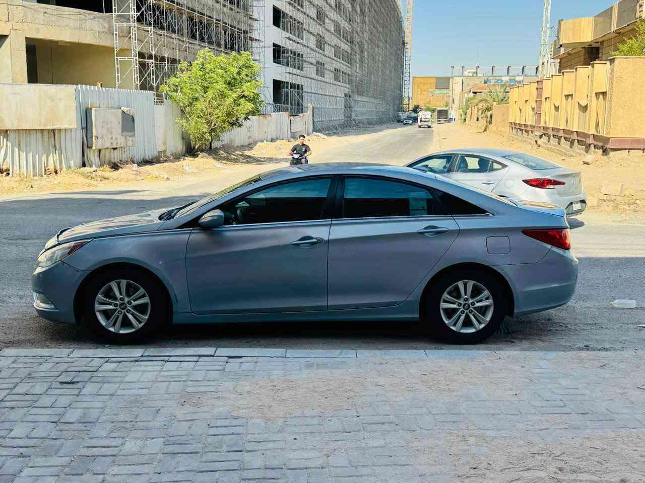 سوناته مديل 2013 سعر97 ستفسار تصل رقم ***********وارد مريكي حادثه جاملغ بنيد  بيه قطعه كلير فقط باقي مكفول موصفاته مكينه 2400تبريدثلج كشنات جلد +تبريد تفه تحكم ستيرن مثبت سرعه 5ويل كب كامره حساس مكينه وكير مكفولات حداديه جديده تخم تاير مكان السياره كربلاء
