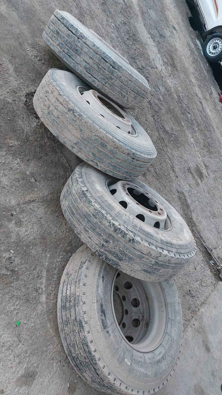 نظافة100%

سعر 375 الف 

ثلاجه مال حاجب 2013 

جديدة لوك 

سعرها 325 الف

تايرات زوجين  مع ويالات نظافة 95%

سعر الزوجين مع ويالاتهن 725 الف

مسجل اكتروز حاجب نظافة 100% 

سعره 1$ 

العنوان 

ديالى

الاتصال

***********

***********
