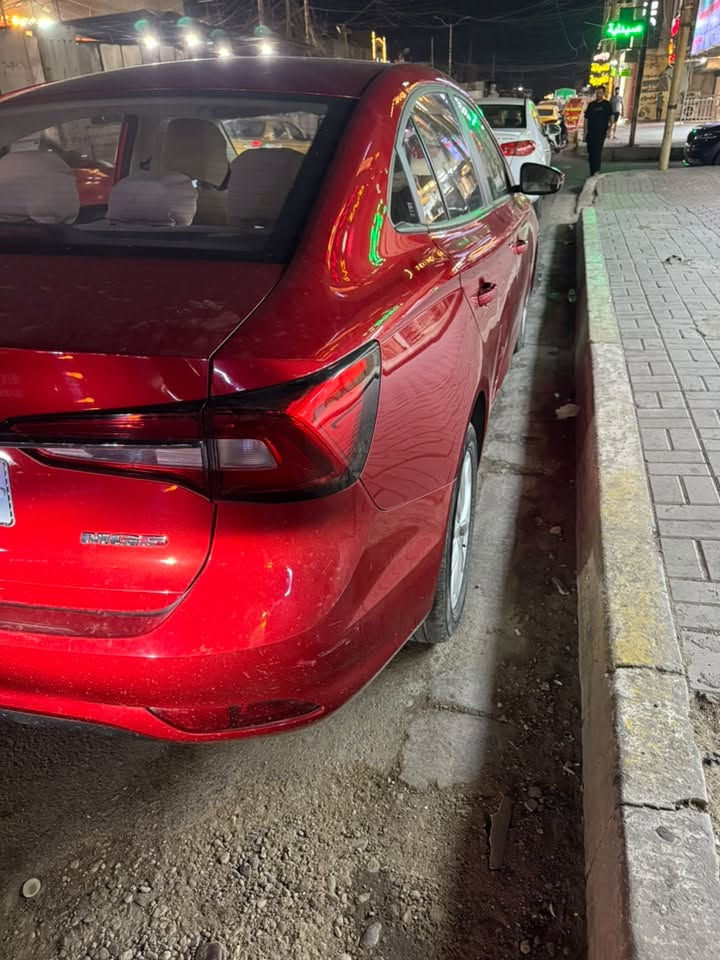 ام جي 5 موديل 2024 ماشه 14الف    بيه بارد بلباب موجود للصوره رقم بغداد بسمي تحويل ثاني يوم السعر 92$ وبيه مجال شويه التصال علئ رقم ***********
