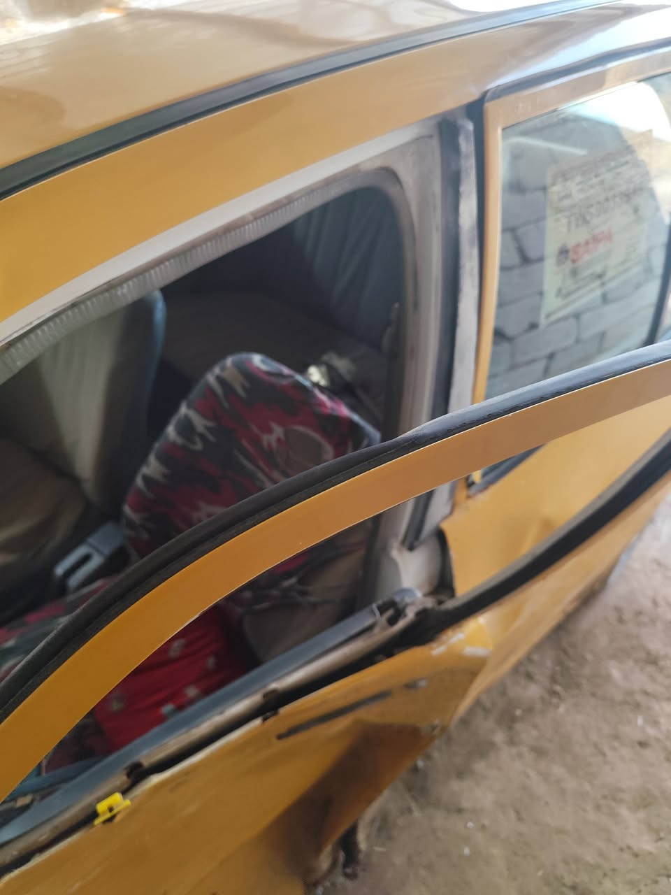 للبيع على ضربته وعلى وضعه ب15وبيه مجال حك الجيه ‏
‪0781 451 4721‬‏
