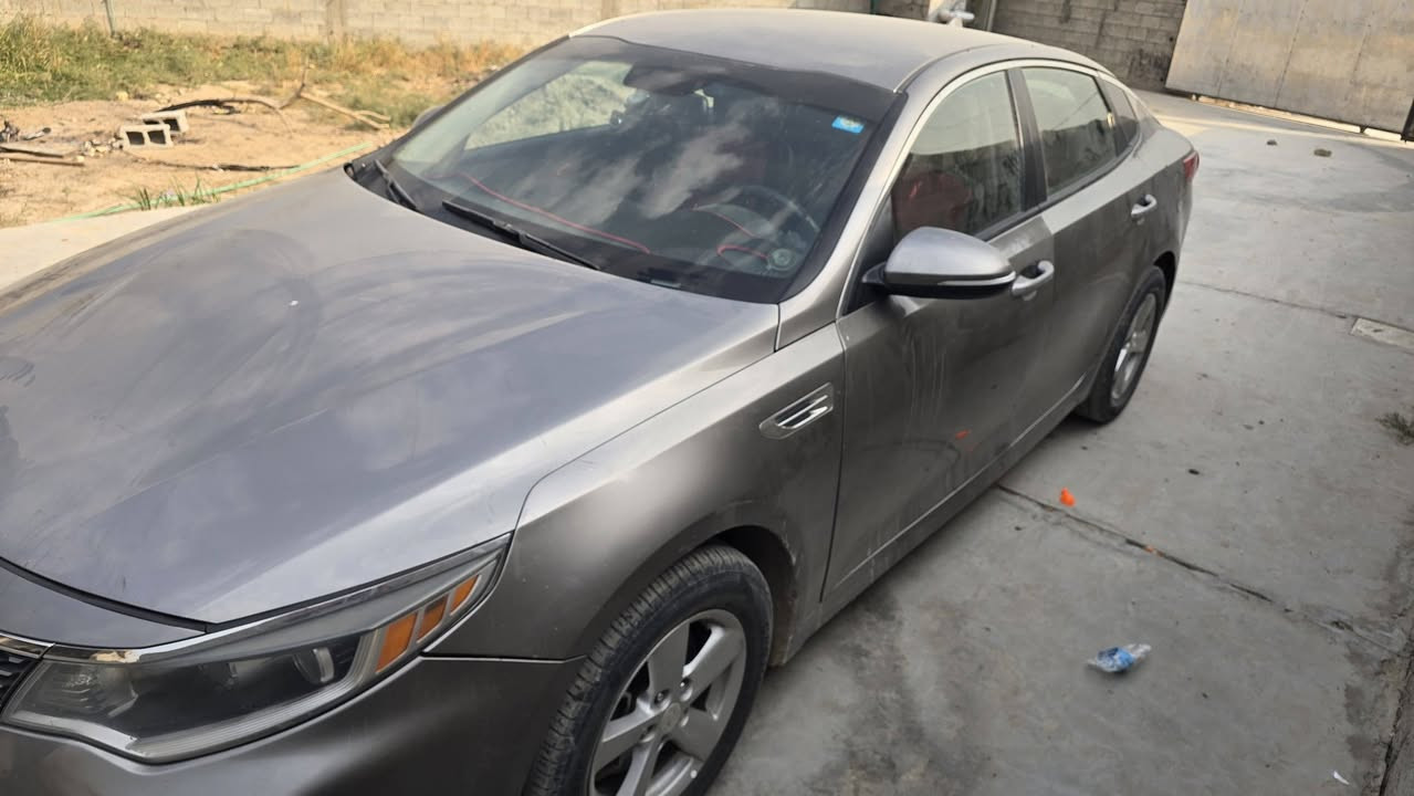 سلام عليكم  اوبتيما  بغداد  سنويه لحد 28 وراد امريكي  موديل 16 شكل 17 
بيها 3 قطع بدون دواخل  
وبيها منضومه غاز ⛽️  قبل شهر ونص شديتها حكومي وبيها ضمان سنه صيانه مجانيه  
راديها  ب 115 وبيها مجال للطبين 
***********
