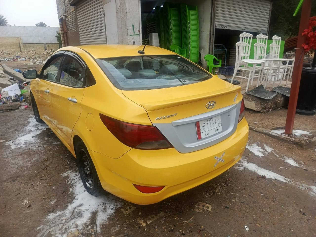 السلام عليكم اكسنت موديل 2015 بدون حادث فقط حالوب السيارة جاهزة من كلشي السعر  89 وبيهه مجال بسيط رقم الهاتف ***********
