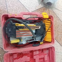 كمبريسر نفخ • استعمال قليل • ولاعة وبطارية