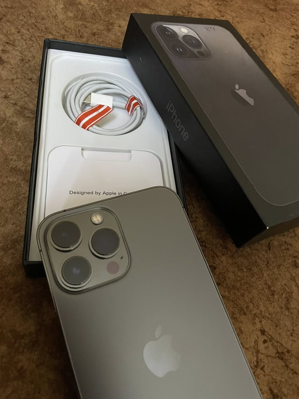 السلام عليكم عندي 13 برو ماكس
بطاريه 84‎%‎ 

ذاكره 256 

الجهاز وياه شاحن اصلي وعلبه 

الجهاز وتر بروف بالكامل ومحافظ عليه شخط مابي ومامفتوح ولا داخل صيانه 

السعر 680 الف 

رقمي واتساب ***********
عنواني بغداد -حي أور- قرب مركز شرطه سبع قصور
