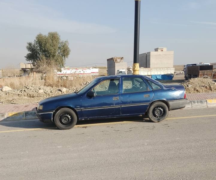 سيارة فكترة حجم 18 سنوية 
جديدة ورقم جديد وهزة هم جديدة 
رقم صاحبها اني مكلف بل نشر   ***********  .
