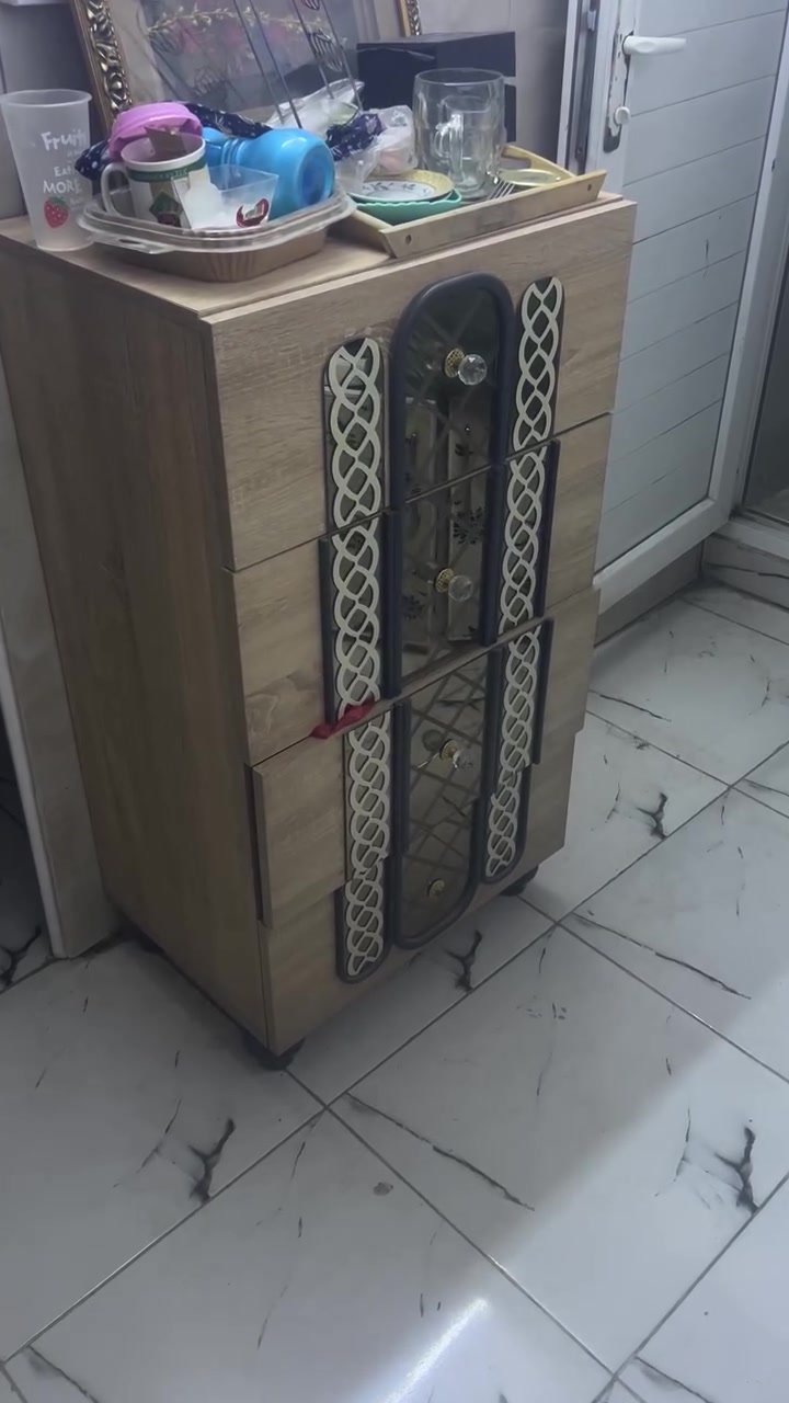 9 قطع—نظافه 100‎%‎ —سرير بي مخزن
مكانها بغداد حي الخضراء —قفلها 400 الف


**إذا كنت صاحب هذا الإعلان وتريد حذفه لأي سبب، رجاءا أرسل رسالة إلى الدعم الفني**
