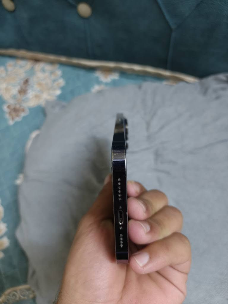 ايفون14برو ماكس
جهاز ما مبدل بي شي فقط فطر زغير بل شاشه بطاريه 85 سعر700
رقم*********** دهل اوران, واسط
