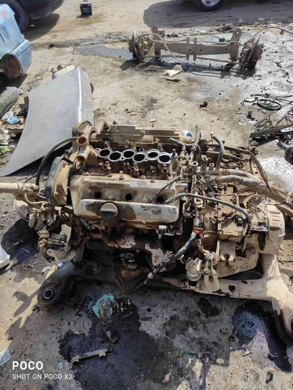 السلام عليكم يوجد اغراض واندوم تفليش روبل اوميه تفتيش بطه تفليش تمارك تفليش كل انواع السيارات موجوده يمها ايش تحتاج من جير محرك صدر سيارات كور اتصل وتدلل تامر امر ***********
