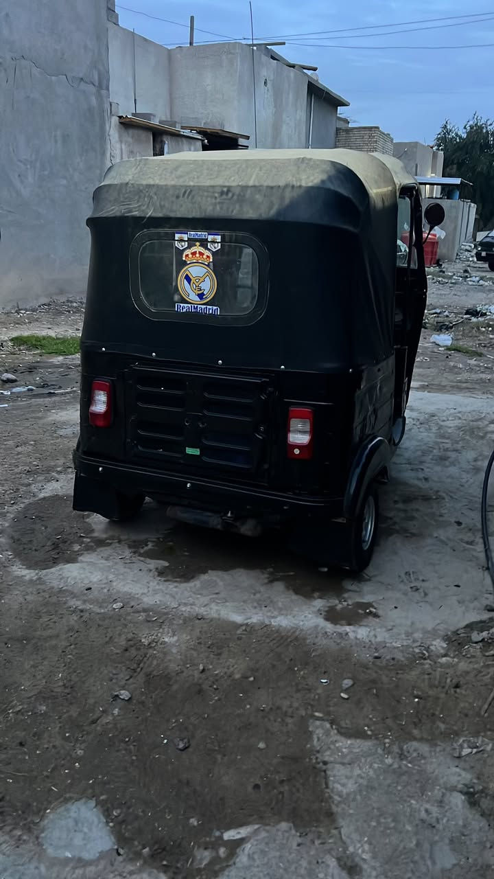 تكتك اللبيع 2017 المكان بغداد جسر ديالى نضيفه مثل ما واظح ب الصور السعر 3600)الرقم ***********
