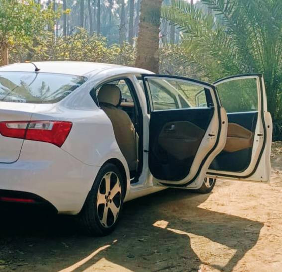 سلام عليكم 
         ... مڪلف بالنشر 

سيارة كيا ريو  2013 
 رقم بغداد
مكفولة كفالة عامة من ضربة وصبغ 
گير ومكينة مكفولات ،
 مكينة 1600
تبريد شغال ثلج 
سيارة بأسمي سنوية 2028
سعر السيارة 105 بيها مجال حگ الجيه ❤️
عنوان / بابل / الكفل 

للأستفسار اكثر ، رقم صاحب السيارة
 ‏‪***********‬‏
