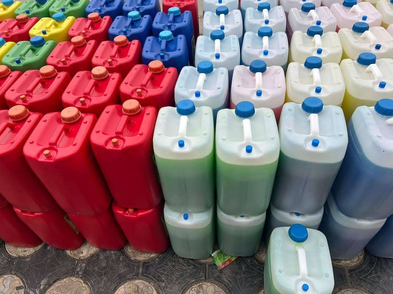 افضل المنظفات وشرط عن تجربه الي ميعجبك يرجع

زاهي 3 لتر ب 2.000
زاهي جلكان 20 لتر ب 12.000

تايت سائل شرط الاستخدام
1 لتر ب 1.000
2 لتر ب 3.000
10 لتر ب 8.000
20 لتر ب 15.000

شامبو عبايه شرط الاستخدام
1 لتر ب 1.000
2 لتر ب 2.000
3 لتر ب 3.000
20 لتر ب 20.000

صابون سائل عطر طوري للجسم والشعر
1 لتر ب 1.500
2 لتر ب 3.000
10 لتر ب 14.000
20 لتر ب 27.000

معطر ارضيات ومعطر ملابس ومعطر جو عطر يدوم
1 لتر ب 1.000
2 لتر ب 2.000
3لتر ب 3.000
عطرر عود اخضر + عطر مسك دموي + عطر فضيحه الماني + العتبه العربيه + لميس

فلاش + قاصر سعودي شرط الاستخدام
4 لتر ب 2.500
1 لتر. ب 1.000 الف دينار

مزيل دهون يستخدم للمطبخ ومكائن السيارات والمولدات شرط الاستخدام
1 لتر ب 1.000
5 لتر ب 4.000

مزيل دهون 20 لتر ب 20 الف

الطلب والاستفسار الاتصال عل هاذا الرقم 
(***********)

يوجد خدمه توصيل
