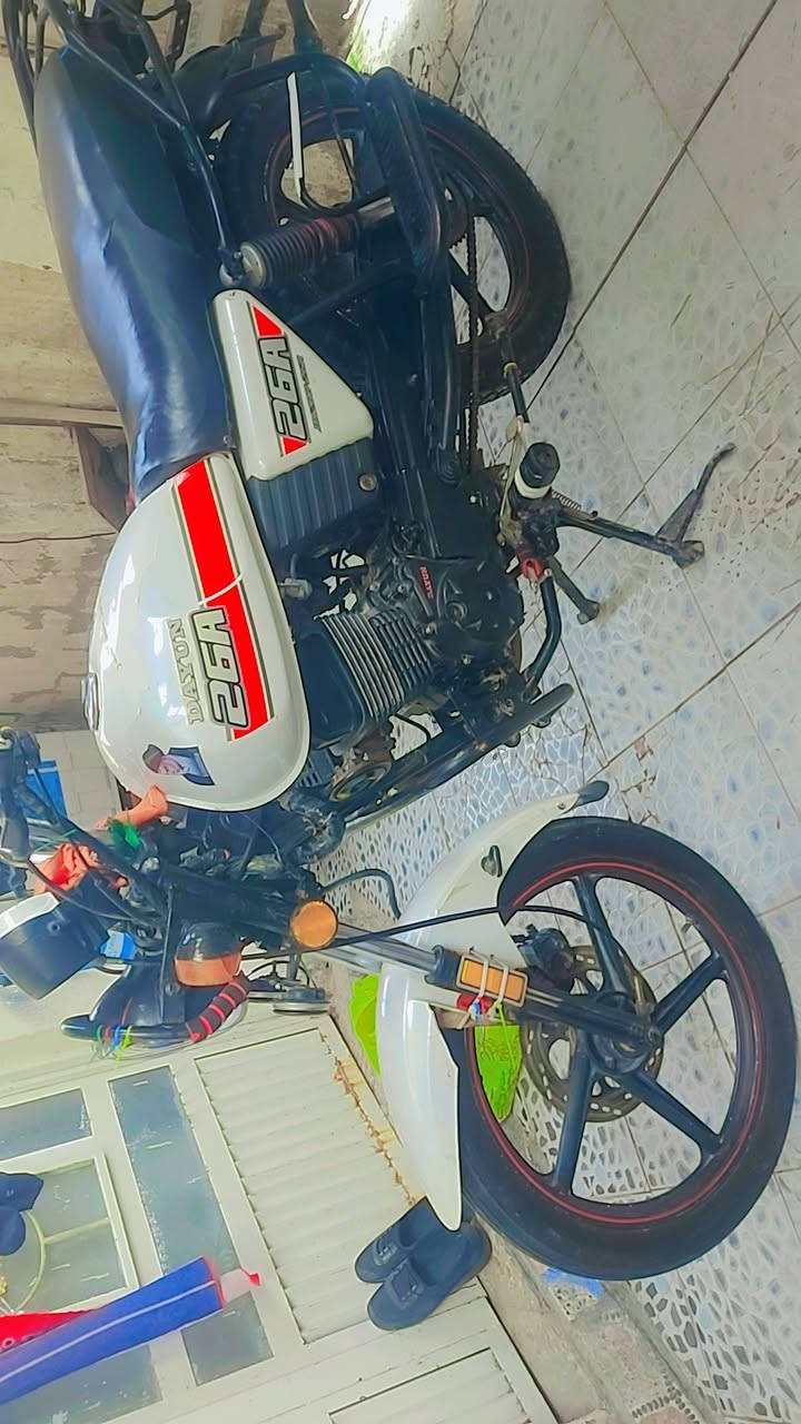 ياالله
اللهم صلى على محمد وآل محمد وعجل فرجهم ياكريم 
دراجه ديون موديل 22
كله شغال ماتخسر عليه ربع 
السعر ٩٥٠ بيه مجال للشراي مايعجبك السعر تجي تأخذه بلاش
اتصال خادم/  ***********
