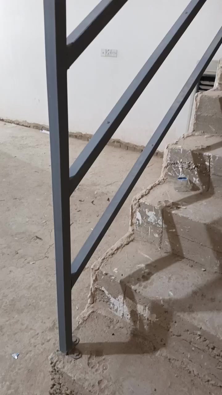 سلام عليكم بيت ليجار شارع عشرين شارع الساده ***********
