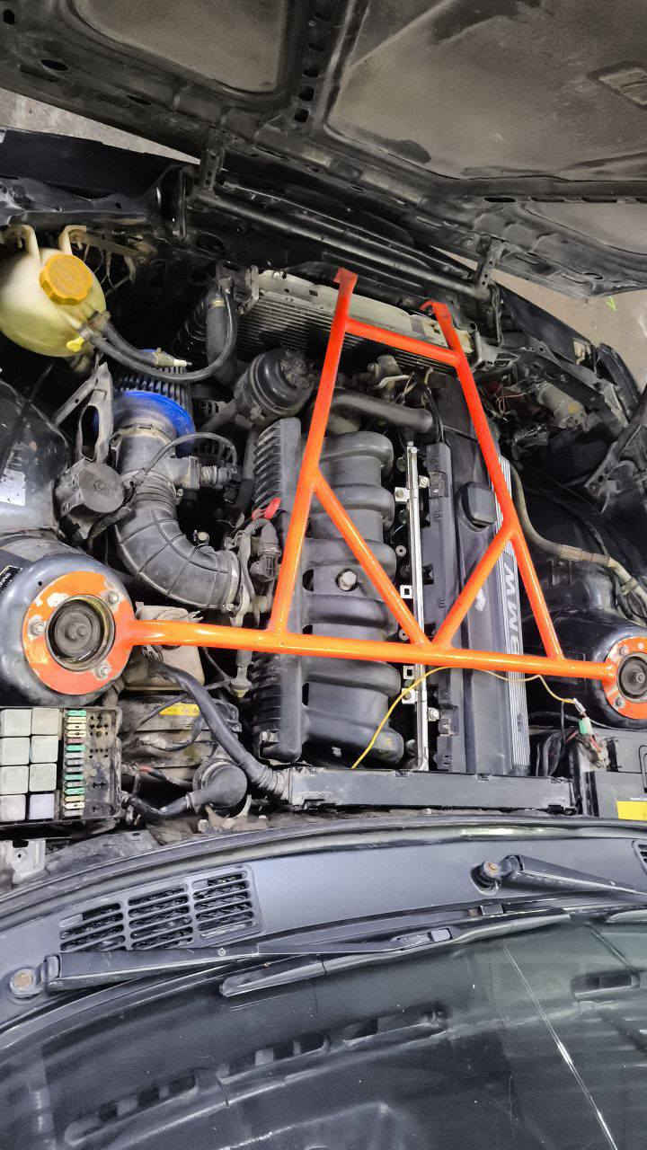 سلام عليكم بي ام زعره 6 سلنر 28 تك فانوس كير عادي مكينه وكير بلجيس تشلع لكاع قفل اكسن ويل رياضي اصلي تخم تاير بلجيس حداديته حلوه تبريد شغال عوزه بس فان سياره مال جناي مكفوله كفاله عامه رقم بغداد مكاني نجف ب45 وبيهه مجال موشراي لاتتصل رجآئن ***********
