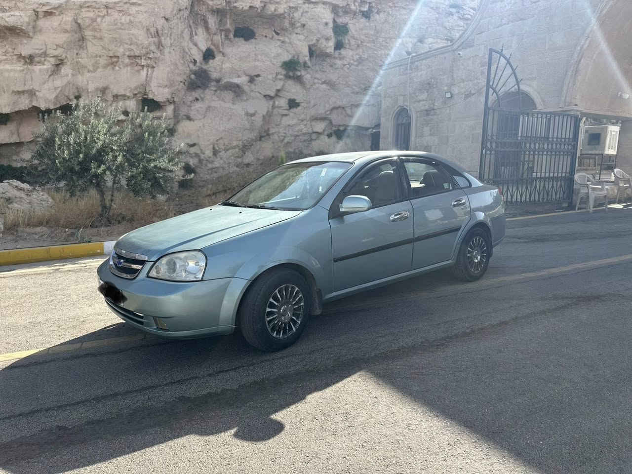 موديل ٢٠٠٨
لون فستقي
كير عادي
سنويه باقي اقل من سنه تسقط
٣ قطع الامامي صبغ بدون معجون فقط تقحيل
سقف مقحل
شويه صبغ دوسه السايق 
محرك كير جديد
السعر ٦٢ ومجال
***********
