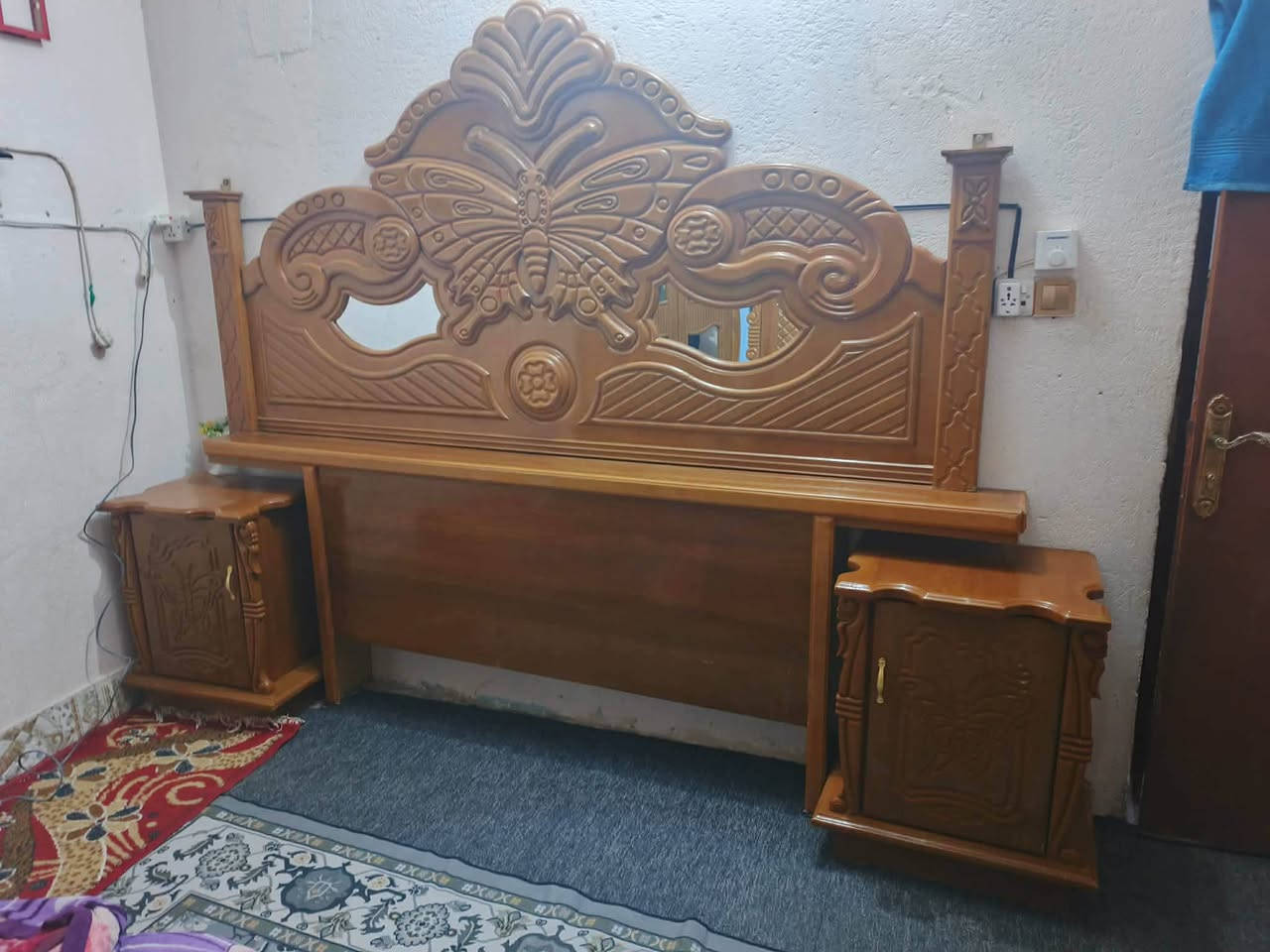 السلام عليكم غرفه تزجام السعر 700 بيها مجال بسيط العنوان حي السبل للاستفسار الرقم الهاتف واتساب موجود ضبيه *********** وهذا رقمي
