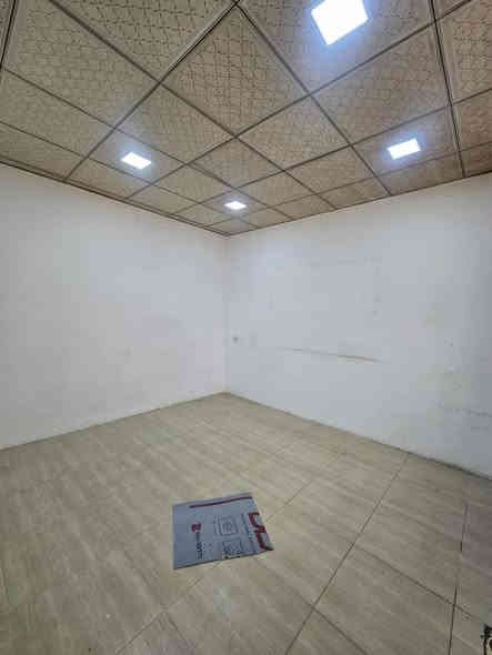 دار للايجار 120 متر 
فول سيراميك بناء حدیث 
غرفتين نوم ، هول ، استقبال ، مطبغ ، صحيات 
الموقع بنجاعلي 
قرب جامع ئيمان 
قریب مدارس
للإيجار 175 الف 
قریب خط كوسترات 
***********
***********
