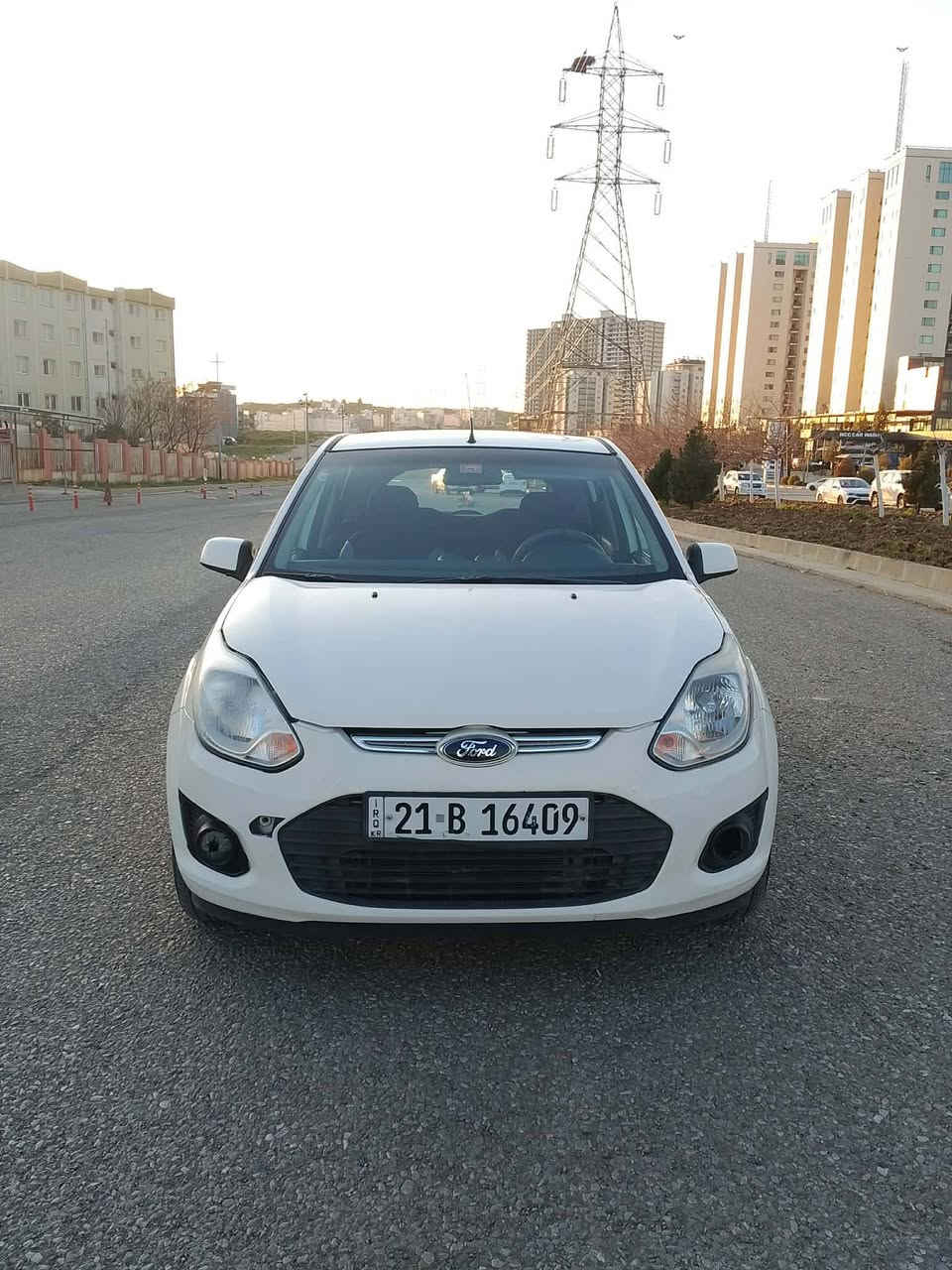 .                               بِسْمِ اللهِ الرَّحْمَنِ الرَّحِيْم
فۆرد فیگۆ : مۆدێل2014
شەریکەی نیڤا
گێڕ ئۆتۆماتیک ، تەبرید ، سەنەوی و ژینگەو ڕێگاوبان ھەتا30/10/2026تازەیە  دووپارچەو پەڵەیەک بۆیاخە بێ ناوگرتن گێڕو مەکینەو تەبریدو بەناوکردن و غرامە هەمووی بە شەرتت
سعر76گەڵاو کەمێک معامەلە
شوێن⁄سلێمانی
ژمارەی تەلەفوون***********
***********
