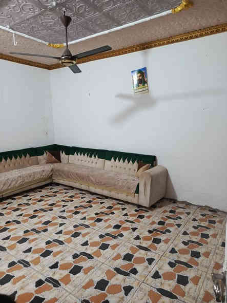 للبيع دار طابو زراعي سند 25 المساحه 170                   غرفت نوم وهول واستقبال ومطبخ وكراج وحديقه ورديه خارج مقابيل محطة الغاز ابو مصطفى للعقار ***********
