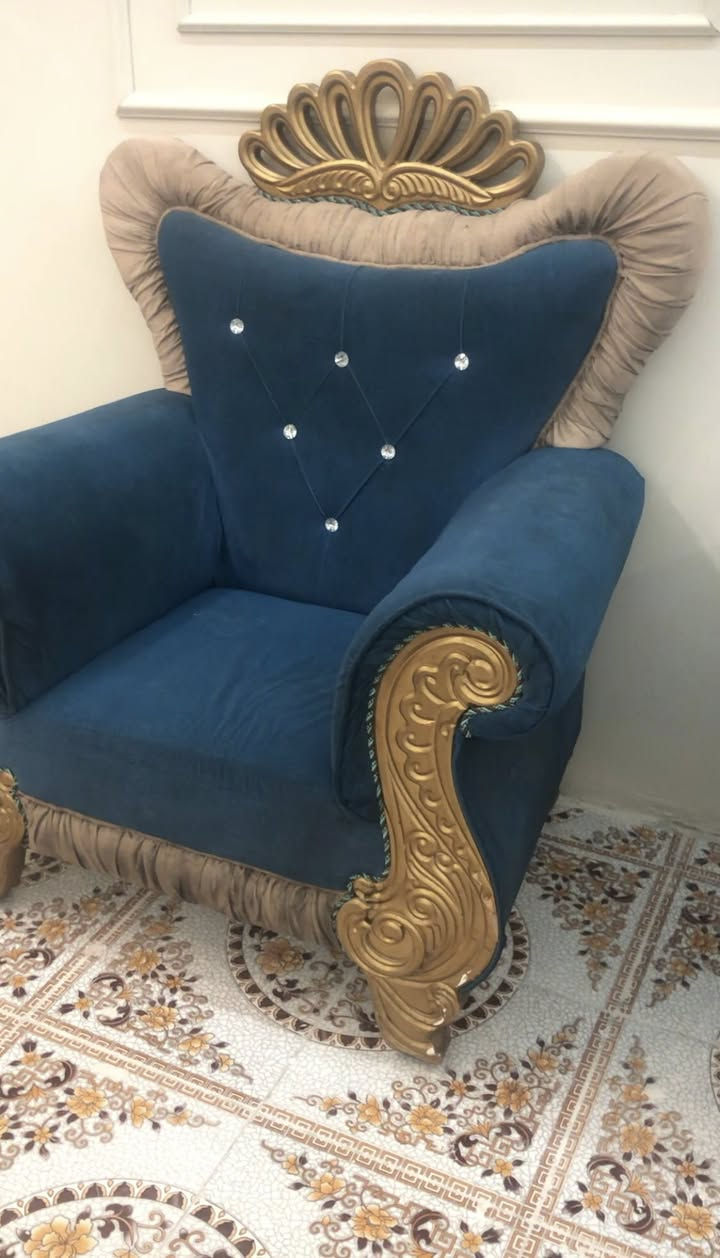 السعر 600 العنوان الدورة ابو دشير
***********
