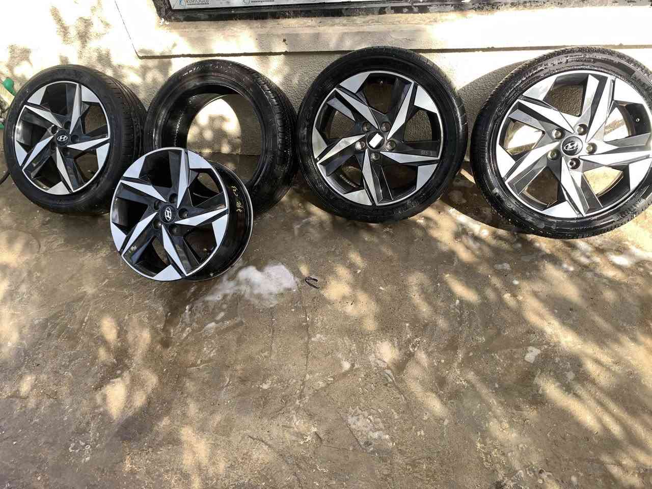 السلام عليكم
تخم وياله حجم 17 كوريات  ام الختم 

مكفول من العواج والكص 

يرهم النترا 

للاستفسار مكان بغداد شعله

***********
