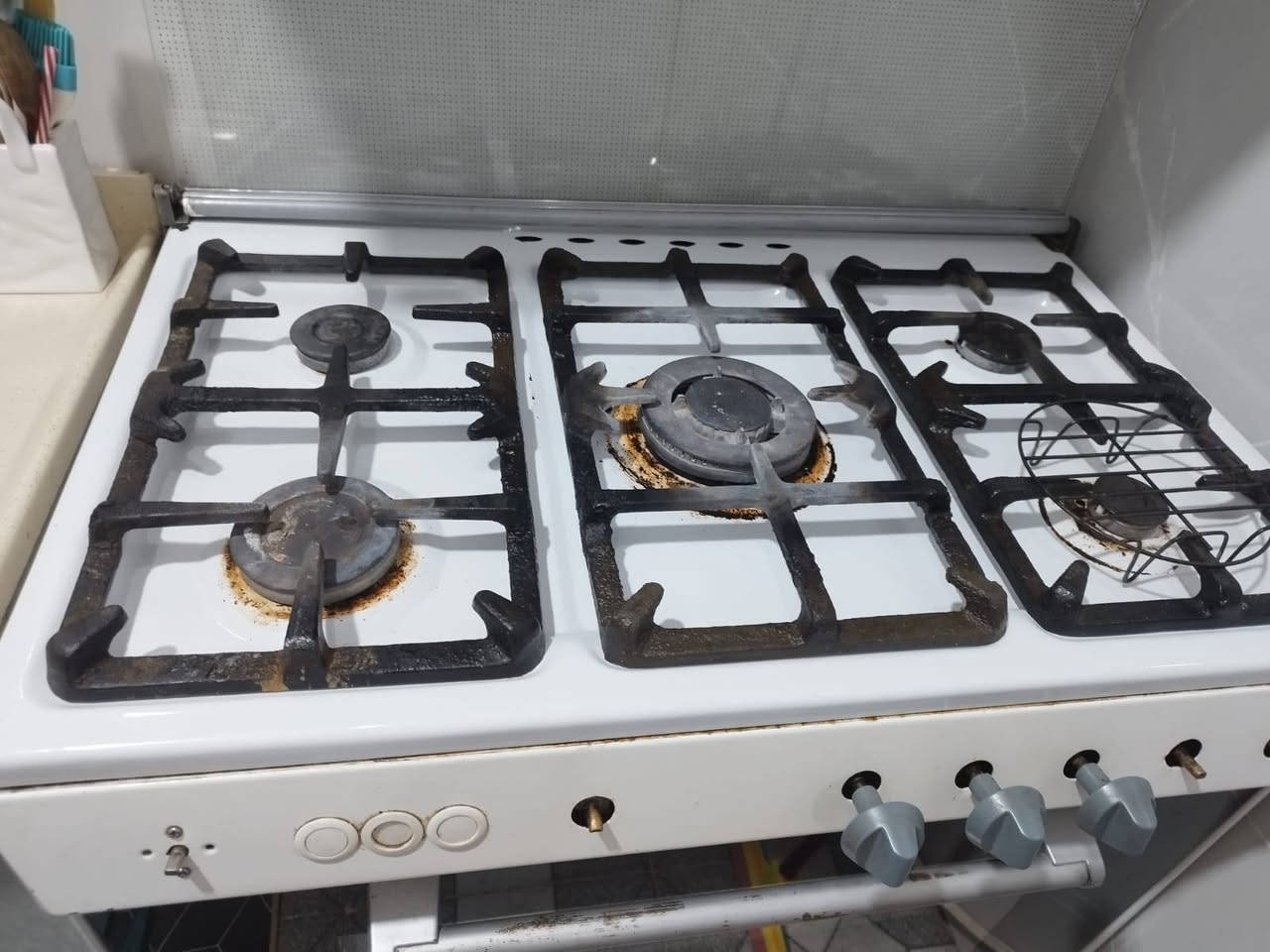 طباخ خمس عيون مصري
نظيف كلش الفرن شغال شرط
فوك وجوه ناره كلش حلوه بي عين وحده
مطمومه بس نقص بس الچوكات
الناصريه الأسكان الصناعي شارع الجامع
السعر 250 الأتصال ***********
