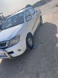 هايلوكس • ٢٠٠٧ • بصره