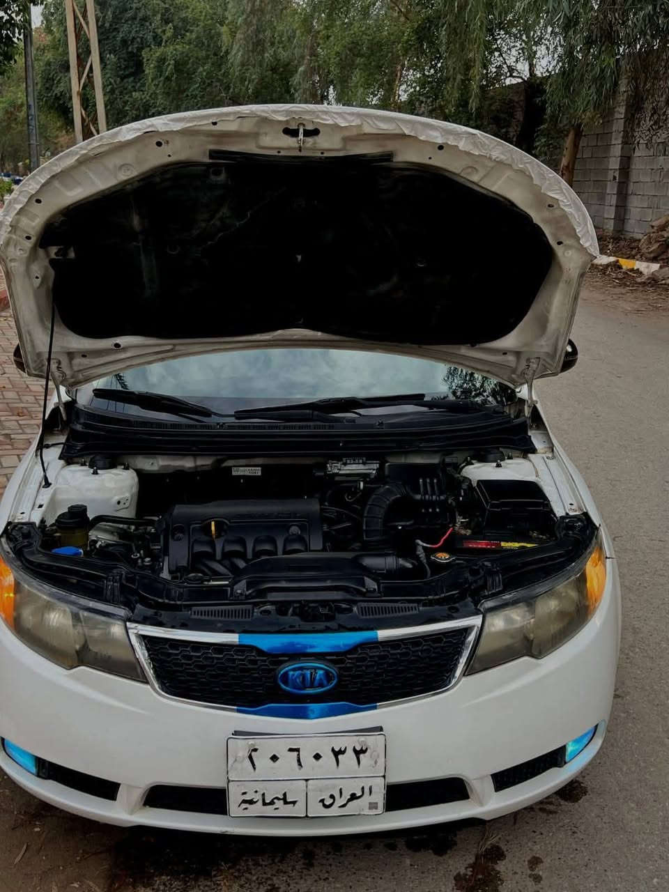 كيا سيراتو 2011  فول عدا الفتحه
تحكمات استيرن شفتات سبورت  6نمر ✈
اشاير بل مري 
حساسات خلفي 
كير محرك شرط
صدر جديد
بيها قطعتين صبغ الباقي مكفول 
تحويل ثاني يوم 
 السياره احلا من الصور 
السعر103 بيها مجال 
العنوان صلاح الدين سامراء 
رقم الهاتف *********** للبيع او مراوس
