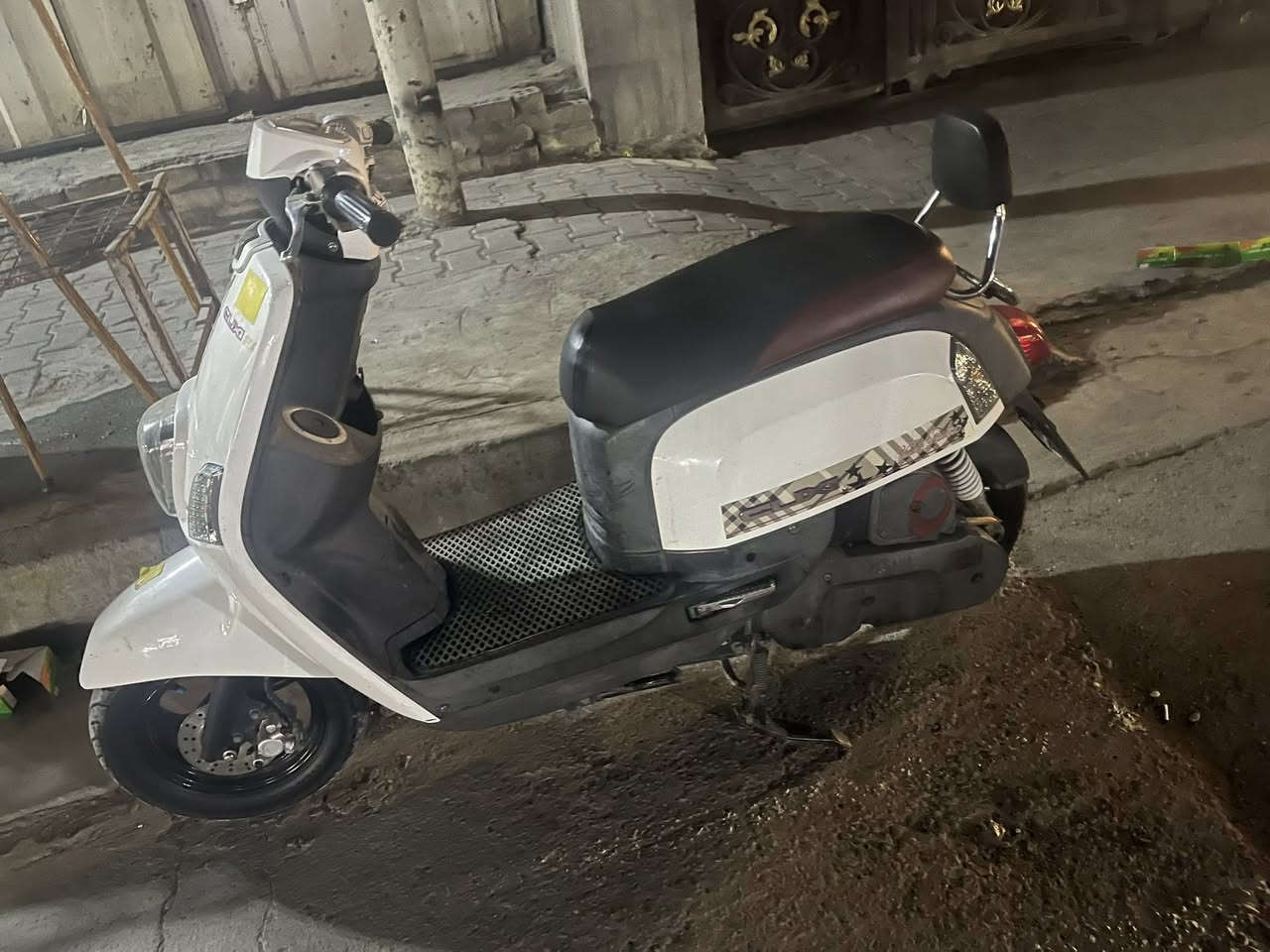 السلام عليكم دراجه ماكس بوليسي البيع في بغداد مدينه دراجه رمبه اقل شهر من مآخذه ممتواجد على فيس***********
