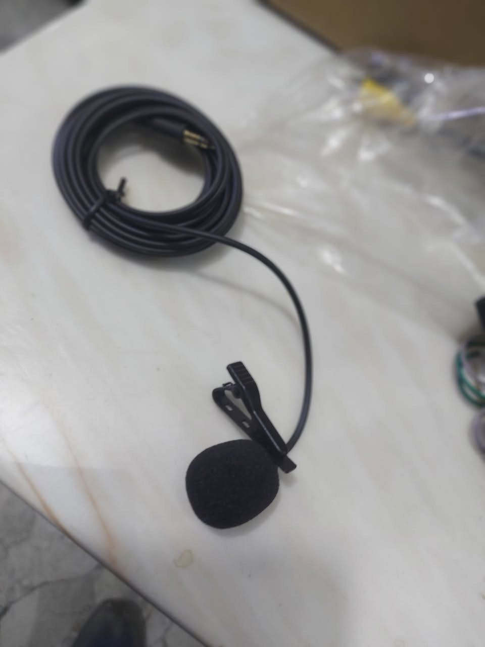 شاشة سيارة أندرويد بلكارتون مامستخدمة اغراضهة كاملة مع الكامرة الخلفية وال جي بي اس ومايكرفون نظام حاسبة وليس تاب ظهر الشاشة حديد فولاذ وليس بلاستك فووول فووول مواصفات ب١١٠ مع التوصيل


**إذا كنت صاحب هذا الإعلان وتريد حذفه لأي سبب، رجاءا أرسل رسالة إلى الدعم الفني**