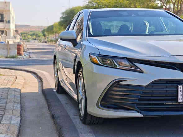 سلام عليكم اخوان للبيع كامري موديل 23 LI سياره ماشيه 58الف ميل حادث جاملغ خلفي والسونار ورقم الصاصي بل منشور مكان السياره ديالي خانقين والسعر 220 وبي مجال بصيط ***********
