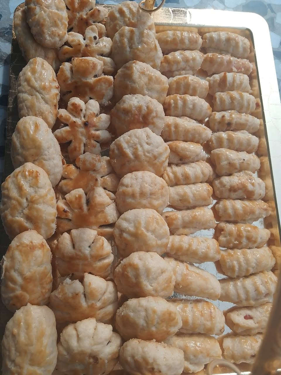 ✨🍪 كليجة بيتية طازة… طعم يجنّن! 🍪✨دلّلي نفسج وأهلك بكليجة عراقية أصلية
مخبوزة يومياً وبطعم يرد الروح 😍🤎
شغل بيت نظيف 100%
 طعم لذيذ وقوام مرتب
مناسبة للضيافة والعزائم
 جودة عالية وسعر كلش مناسب
🔥 السعر:
💰 4000 دينار فقط للكيلو
🚗 التوصيل حسب المنطقة
📩 للحجز والاستفسار راسلينا خاص


**إذا كنت صاحب هذا الإعلان وتريد حذفه لأي سبب، رجاءا أرسل رسالة إلى الدعم الفني**