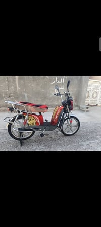 ماطور شحن للبيع بطارياته كلهن زينات او عل فحص مابيهن وحده مو زينه كله ...