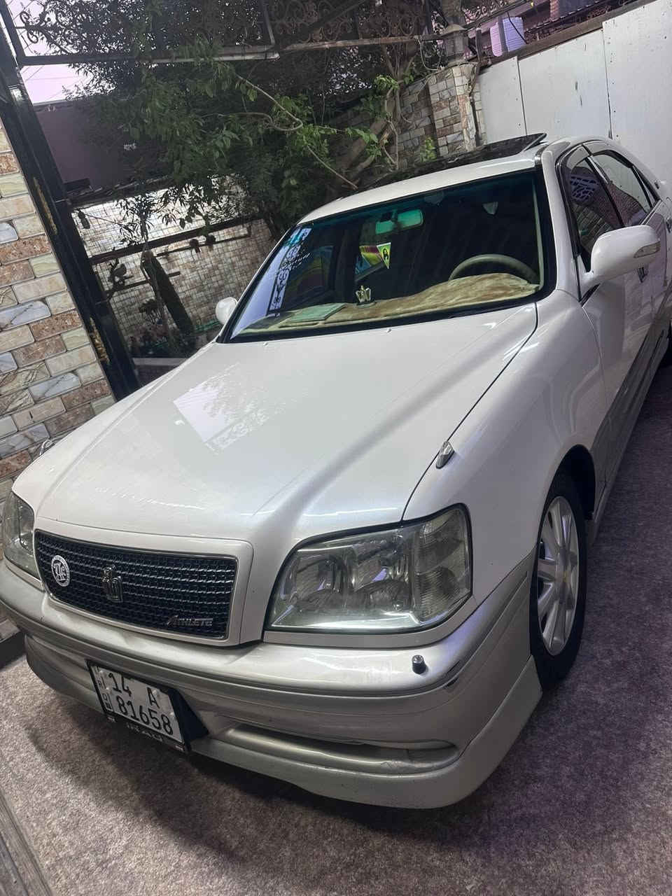 مساء الخير (جنون ) موديل 2000 شاصي 71 قرار 48 سياره حداده كير مكينه تبريد 100/100 / فول فتحه : (رقم بصره جديد مشروع وطني باسمي سياره ) السعر 143 وبيها مجال لشراء / *********** / مكاني بصره حي الأصدقاء
